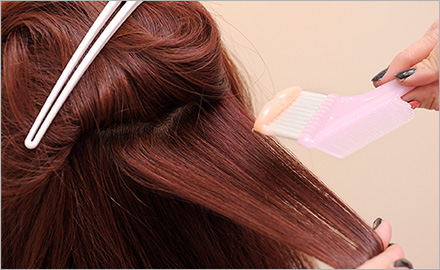 ヘアカラーの施術